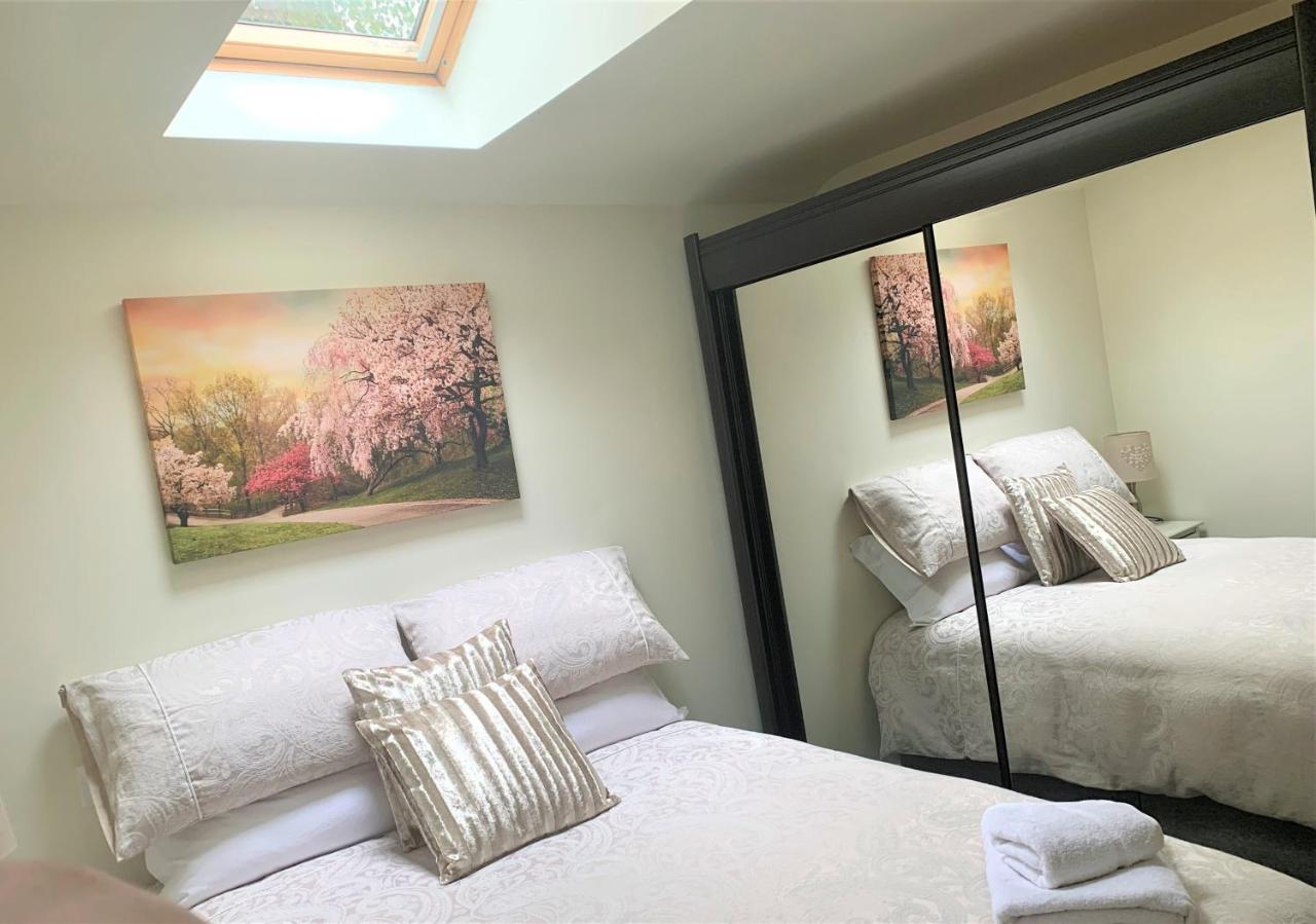 Naas 2 Bedroom Back Garden Escape Экстерьер фото